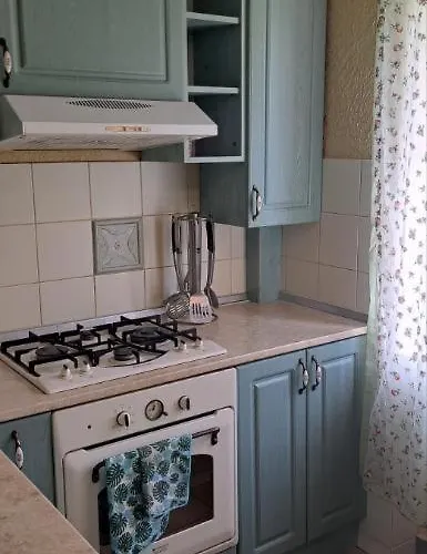 заселення по коду в 2 кімнатну квартиру в центре