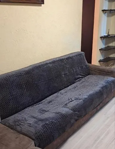 Appartement заселення по коду в 2 кімнатну квартиру в центре Oezjhorod